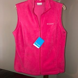 Columbia Pink Vest Large NWT